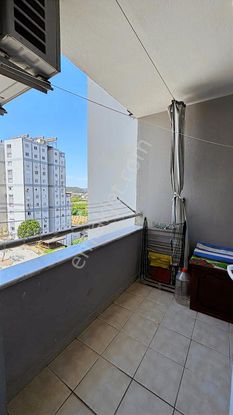 Tur-beylerden Salkımevlerde Çok Geniş Satılık 3+1 Daire