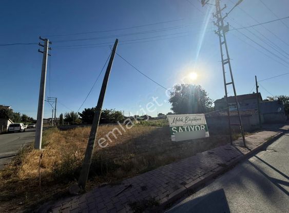 İstiklal Mh. 2 Kata İmarlı 572m² Köşe Parsel