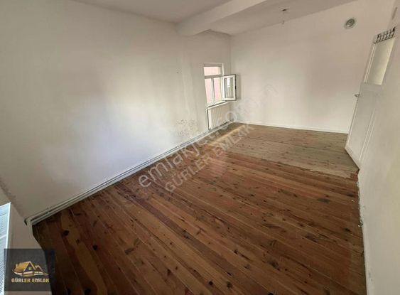 Müstakil Girişli Düz Ayak