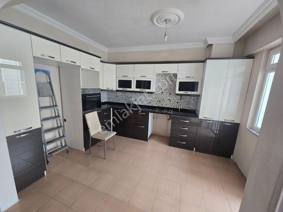 Rekoor Emlaktan Gazi Hast.yakını 3+1 Satılık Daire