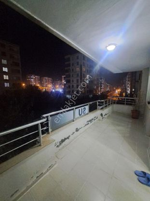 Zana Düğün Salonu Yanında 3+1 Satılık Daire