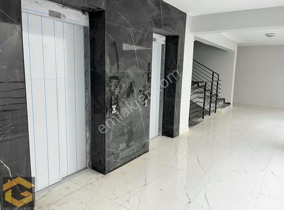 Yıldıztepe'de Yerden Isıtmalı Satılık 3. Kat 3+1 Sıfır Daire