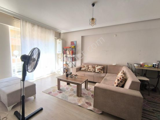 Bahar'dan Görükle'de Merkezi Konumda 1+1 Eşyalı Satılık Daire