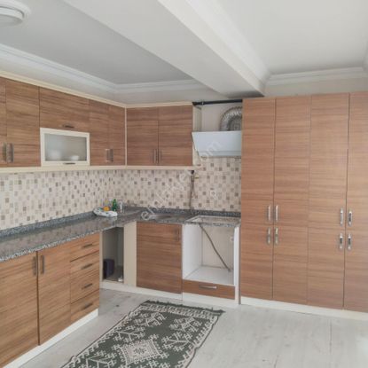 Çift Kiler Ve Banyolu 120 M2 Buyuk 2+1 Daire