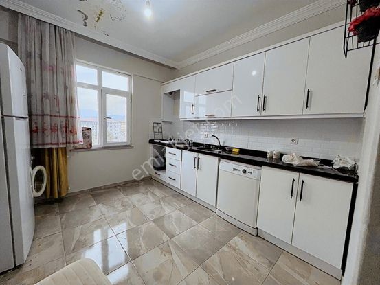 Merkez'de Deniz Manzaralı 3+1 İçi Sıfır Yapılı Satılık Daire