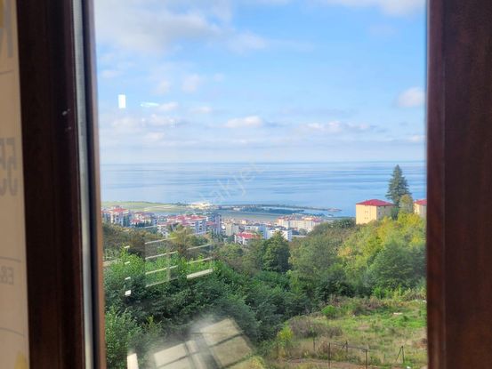 E&d Gyo'dan Pelitli Yeşilköy'de Kiralık 3+1 Manzaralı Daire