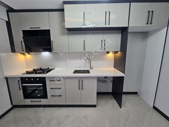 Cantan Emlaktan Akçay Altınkumda Denize 50mt Süper Lüks Yapılı