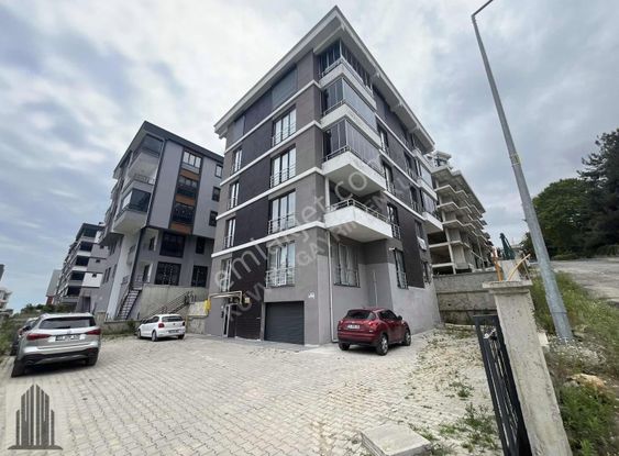 Kuvvet Den Balaç Da Salon Mutfak Ayrı 2+1