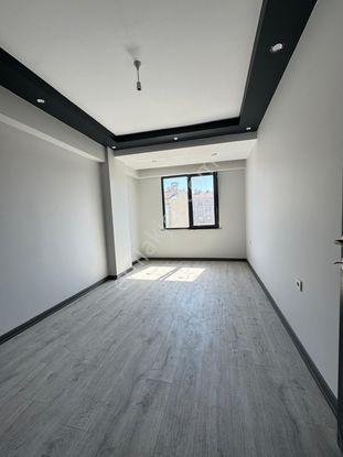 Tapu Masrafı Olmadan Yüksek Kredi İmkanı İle 3+1 Ara Kat Daire