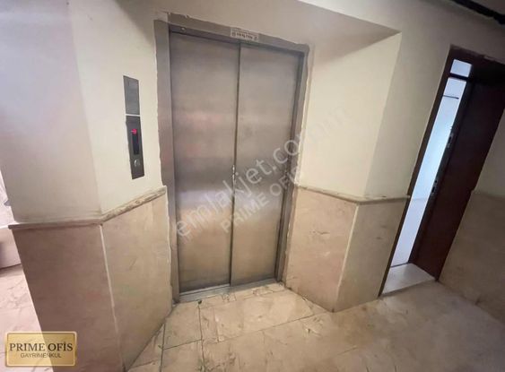 Keçiören De Satılık 3+1 Asansörlü Daire Prıme Ofis Den