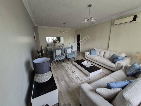 Halkalı Toki Kardelen Evleri 132 M² Satılık 3+1 Tadilatlı Daire