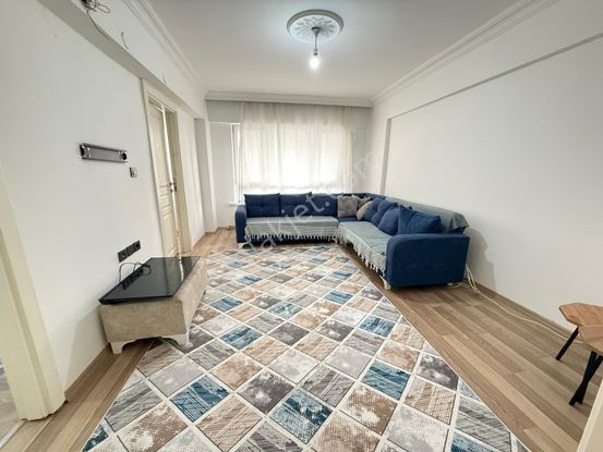 Natoyolu Cadde Yakını Geniş 4+2 Eşyalı Kiralık Daire !