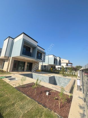 Kuşadası Güzelçamlı!da 3+1 Özel Havuzlu Satılık Villalar
