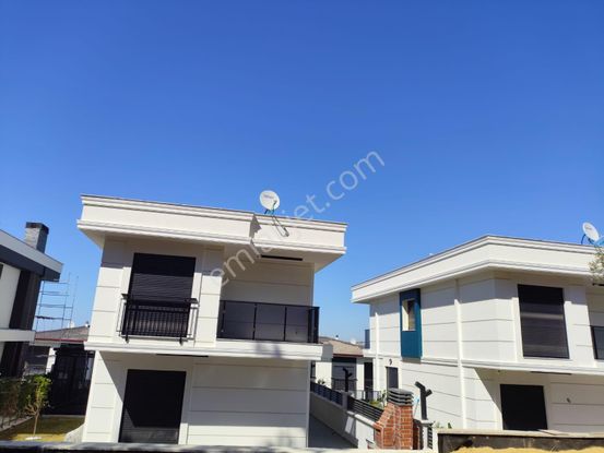 Güzelçamlı'da Deniz Ve Orman Manzaralı 5+2 Lüks Satılık Villa