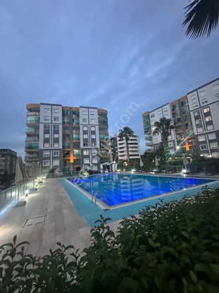 Site İçinde 3+1 Satılık Havuz, Güvenlik, Çocuk Parkı,mini Market