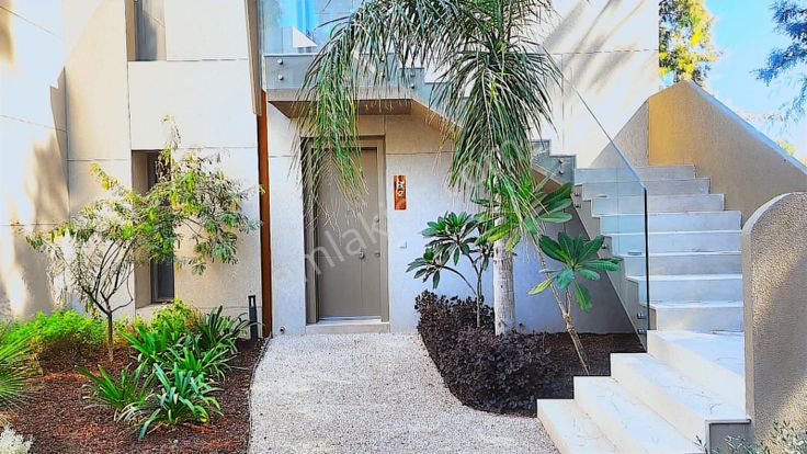 Bodrum Marinaya Yürüme Mesafesinde Modern Bahçe Katı Daire