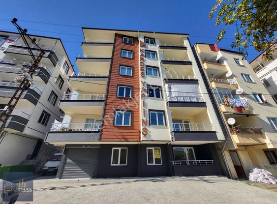 Uzman Emlak'tan Millet Bahçesi Karşısı Sıfır Satılık 2+1 Daire..