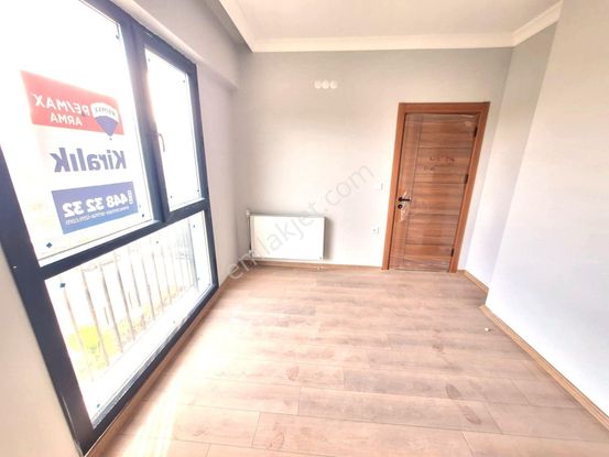 Izmır Buca Izkent Mh. Portakal Vadısı Sıtesı Kıralık 2+1