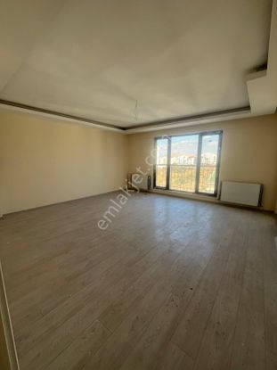 Yonca Emlak Durali Alıç Mah. Kiralık 5+1 Dubleks Daire