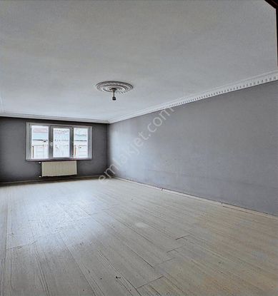 Esenyurt Selahaddin Eyyübi Mah.2+1 Balkonlu Asansörlü Boş Daire