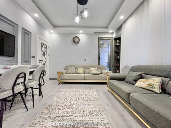 Berkay Demirel'den İkizçayda Ön Cephe Ayrı Mutfak Doğalgazlı 2+1