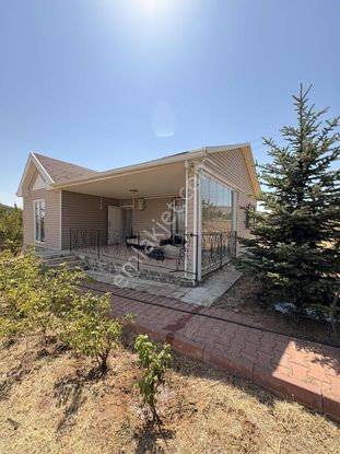 Remax Elma'dan Elektrık Su Ve Doğalgazı Olan Muhteşem Bahçe.