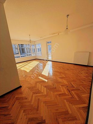 Dikmen Hakımevı, Polıs Evı Yakını Yapılı Genış Konut.