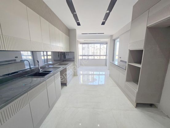 Beştepe'nin En Modern Projesinde Arakat 3.5+1 Kat Bahçeli Daire