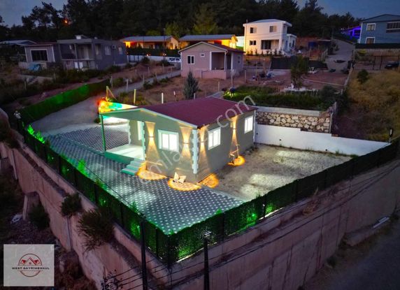 Buca Belenbaşı Satılık İçinde 2+1 Sıfır Daire Olan 430m² Tarla