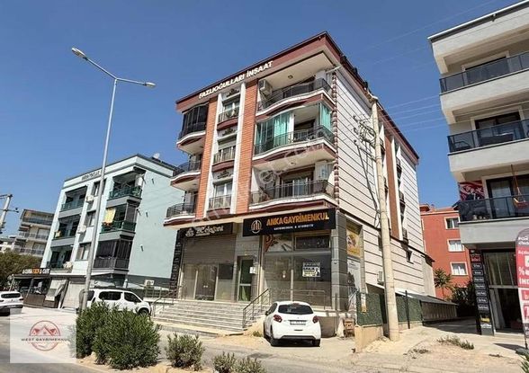 Ulucak'ta Cd Üzeri Satılık Kapalı Mutfak 140m² 3+1 Geniş Daire