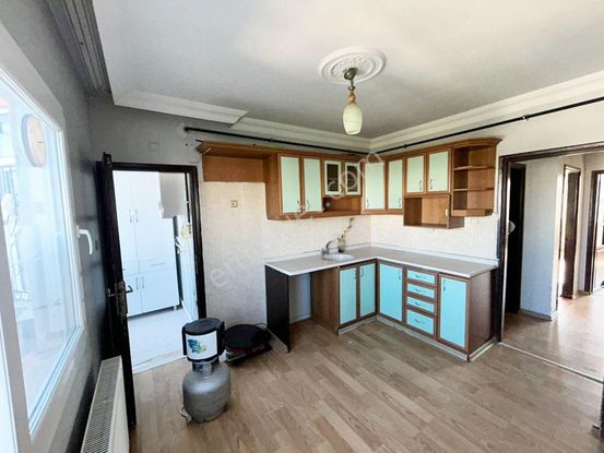 Huzurevleri_metro_durağına_yakın_doğalgazlı_kapalı_mutfak_kilerli_gdk_cepheli