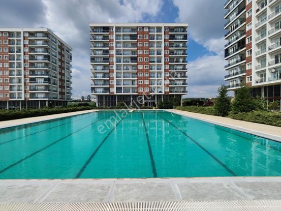 Silivri M.sinan Elmas Rezidans'ta Ara Kat 3+1 Satılık