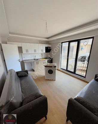 Aycan Gayrimenkulden Yeni Mahallede 1+1 Eşyalı Kiralık Daire