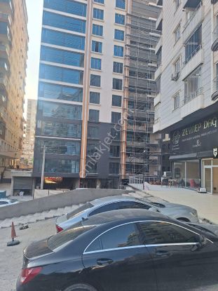 Değer Emlak'tan Eski Avm Civarında 3+1 Daire Satılıktır.