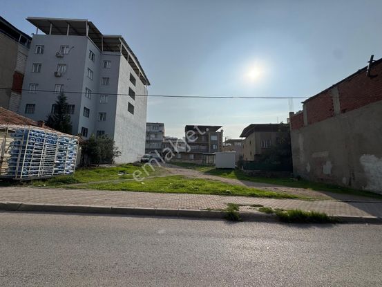 45 Remax Bestten Bayraklı Yamanlarda Imarlı Arsa