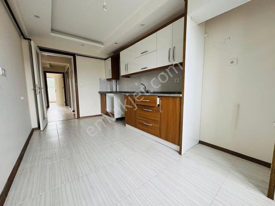 🏡 Göl-san Gayrimenkul’den 🏡 Pınarbaşı Mah. Köşe Başı 3+1 Fırsat Daire