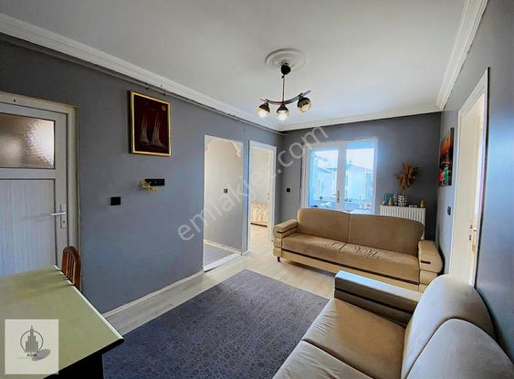 Asm'den Kiralık 2+1 Cam Balkonlu Ayrı Mutfaklı Geniş Ferah Daire