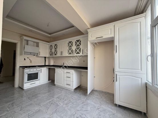 Burhan Kılınç’dan Kiralik 2+1 Geniş Daire