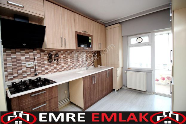 Emre Emlak'tan Selçuklu'da Katta ** Boş** 3+1 Satılık Daire