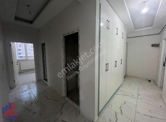 Reos Gayrimenkul'den Binevler Polis Noktası Yanında Sıfır 3+1