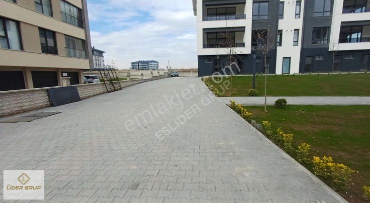 Eslider Emlaktan Site İçı Satılık 3+1 Daire