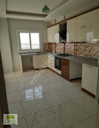 Çınar Emlak'tan Merkeze Yakın 3+1 Kiralık Daire