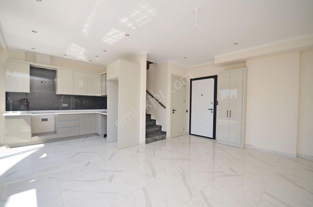 Dermitaş'ta Satılık 2+1 Dubleks Daire - Kavi Skyland Residence