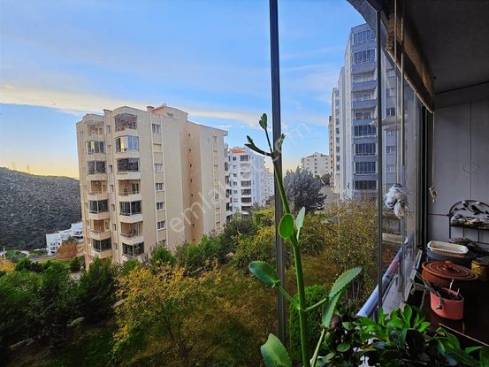 Narlıdere-çağdaşkent Sitesi-156 M²-deniz Ve Orman Manzaralı-3+1