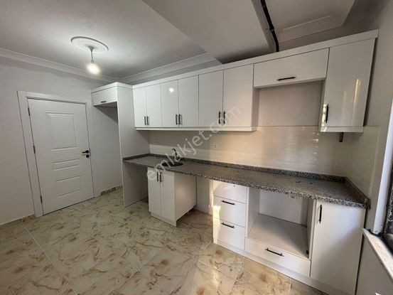 **eryıldız İnşaat'tan**acill Ultra Lüks 2+0**%80 Kredi İmkanı!**iskanlı Bina