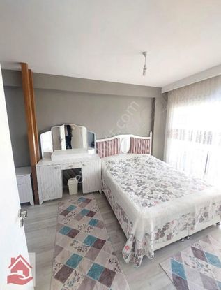 Çarkıparede 1+1 Fuuuul Eşyalı Hazır Kiracılı Satılık Daire