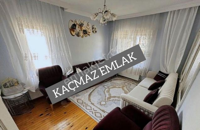 Afyon Kanlıca Mahallesinde Satılık 3+1 Daire
