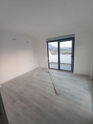 Ciplakli Sifir Bina 2+1 Dublex Satilik Daire