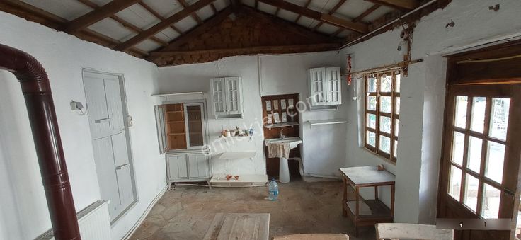 Güzelbahçe Yelki De Atölye, Doğal Ürün Tanıtım Ve Satış Ofisi Kiralık.