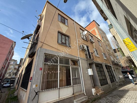 Pak Yapı'dan Fırsat 3+1 Satılık Daire Edremit Merkezde Doğalgazlı Kombili